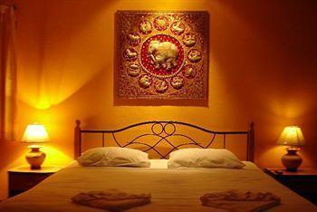 Resort Fullmoon Beach