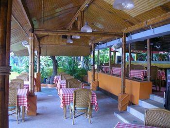 Fullmoon Beach Resort Karon