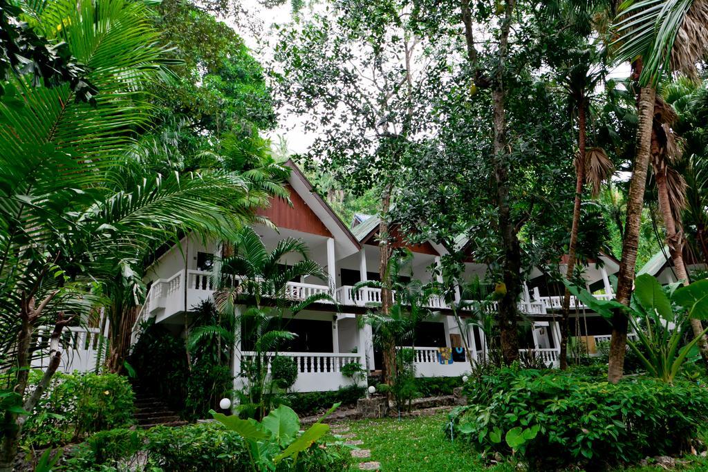 Resort Fullmoon Beach