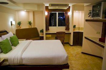 Paradise 2* Karon