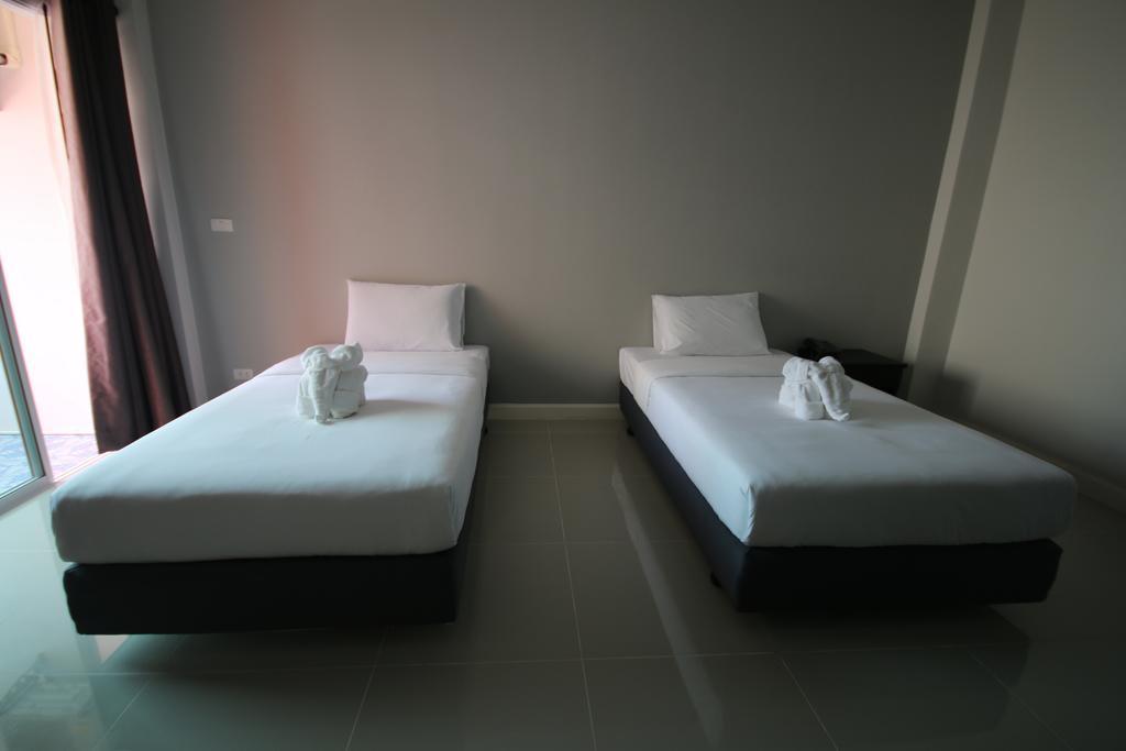Sea Side Hotel 2*