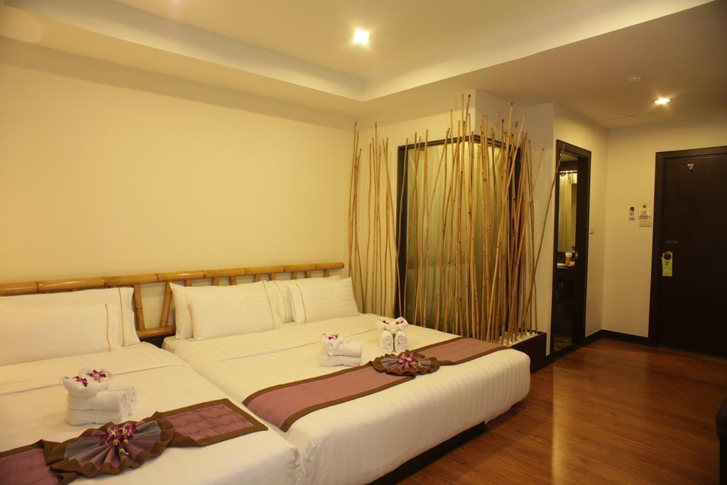 Hotel Bamboo House Phuket