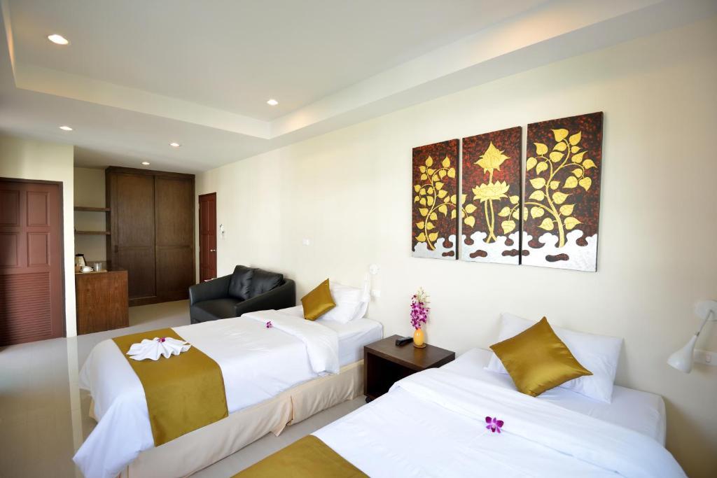 Hotel At 2*