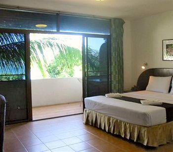 Cliff Contemporary Boutique Bungalows Hotel 3*