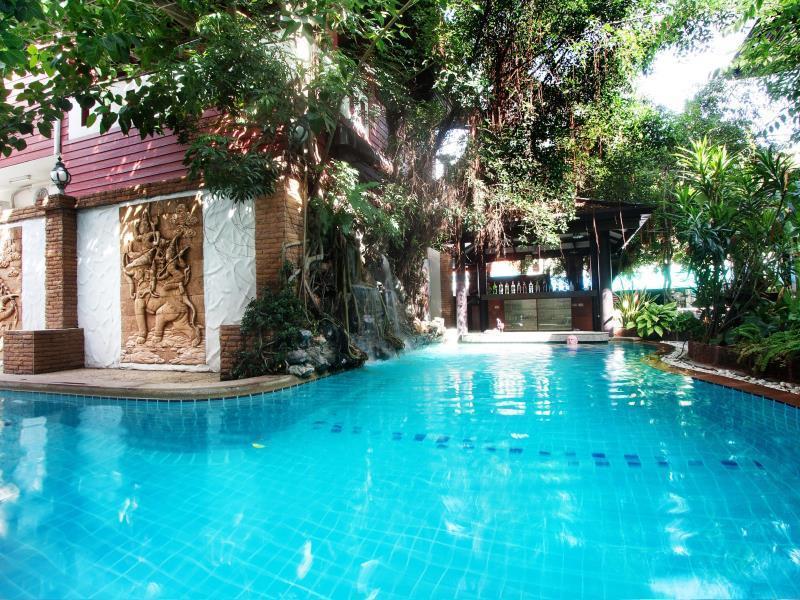 Jang Hotel