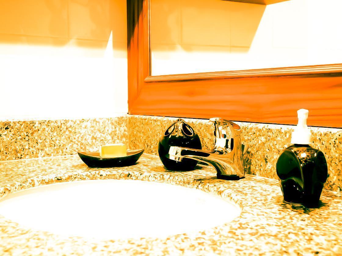 Cello Hotel