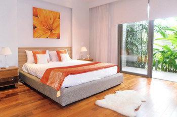 The Pearl Of Naithon *