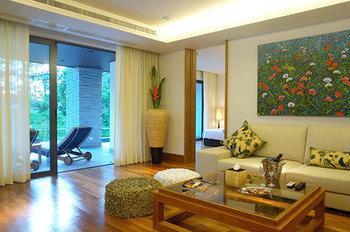 The Pearl Of Naithon