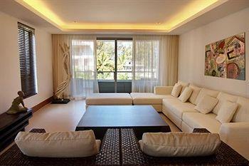 The Pearl Of Naithon