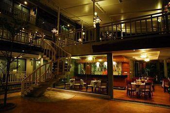 Hotel Honey Resort,