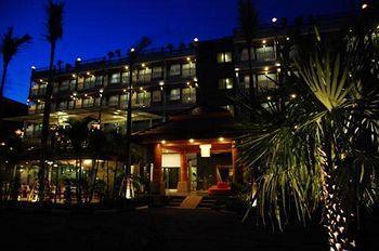 Honey Resort,