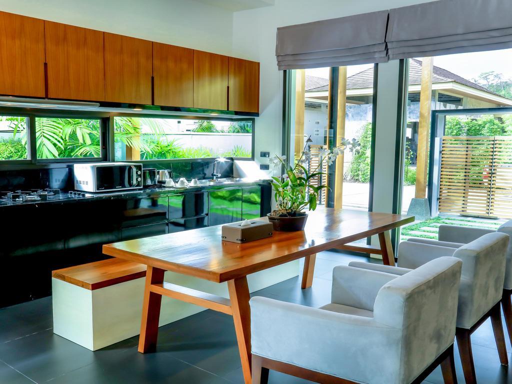 Villa Coco Kamala Tropical Pool *