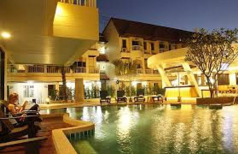 Resort Palmyra Phuket - Sha Extra 4*