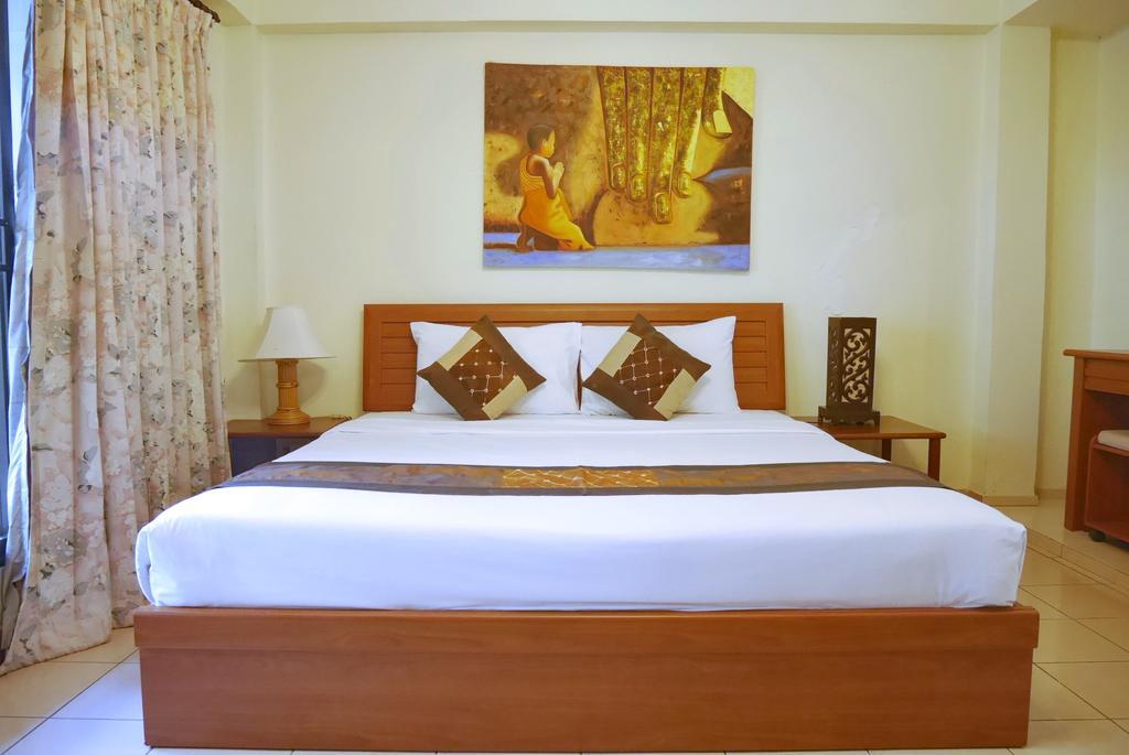 Swiss Palm Patong