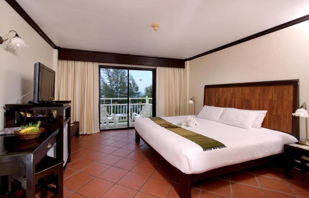 Resort The Front Village - Sha Karon