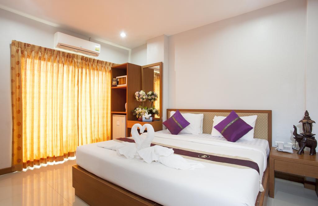 Hip Yaya Residences Hotel 2*