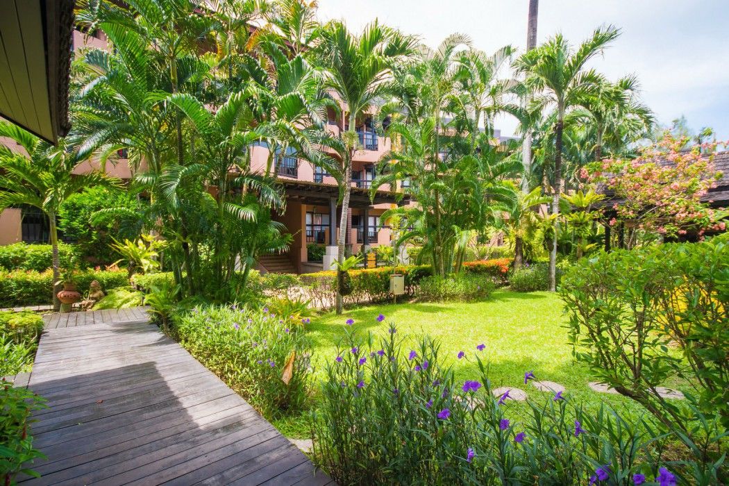Phuket Island View - Sha Extra 4*