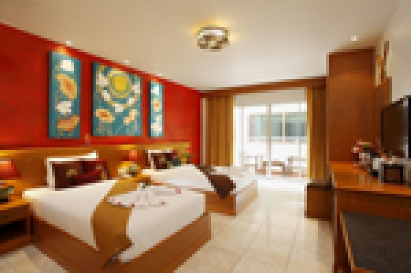 Tanawan Phuket 3*