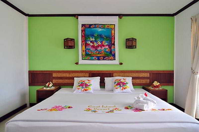 Coral Island 4*