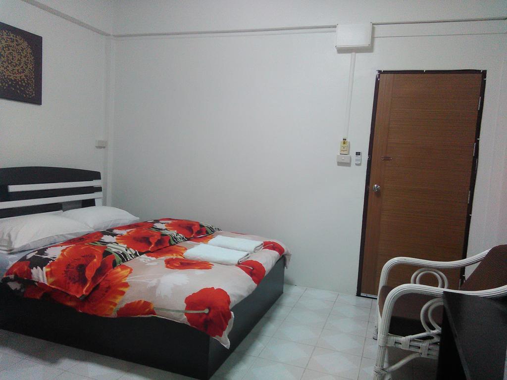 Nb House Affittacamere Karon