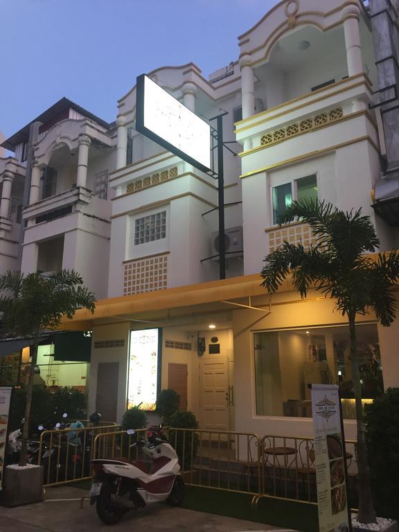 Cafe De Paris * Patong