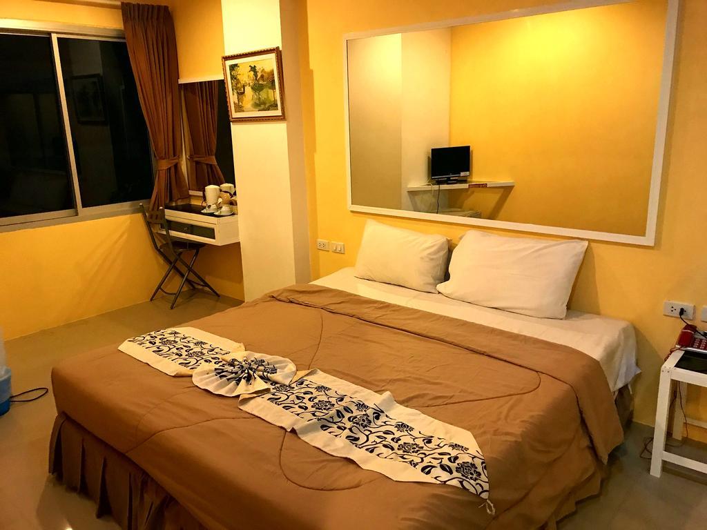 Inn Lords Palace Patong