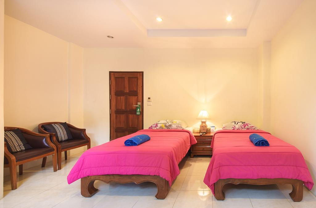 Ban Hotel