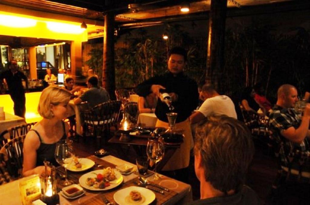 Bamboo House Phuket 3*