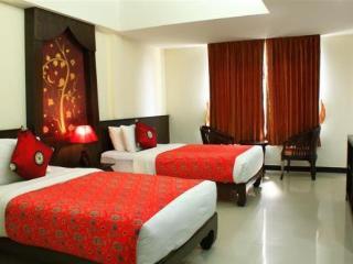 At Phuket Inn Patong