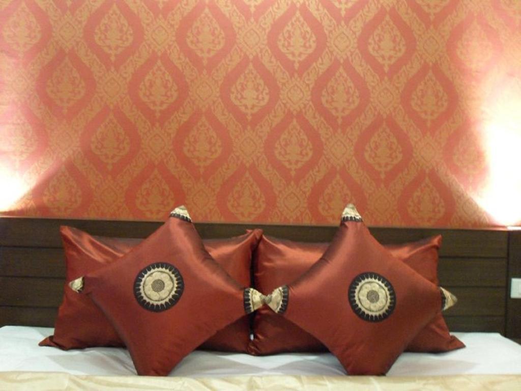 Hotel Manohra Cozy Village Phuket