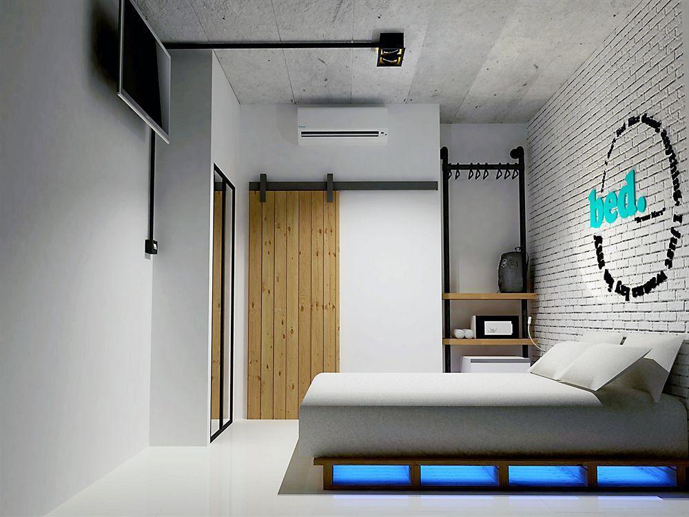 Oyo 1032 Beds Patong 2*