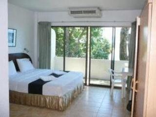 Cliff Contemporary Boutique Bungalows Hotel