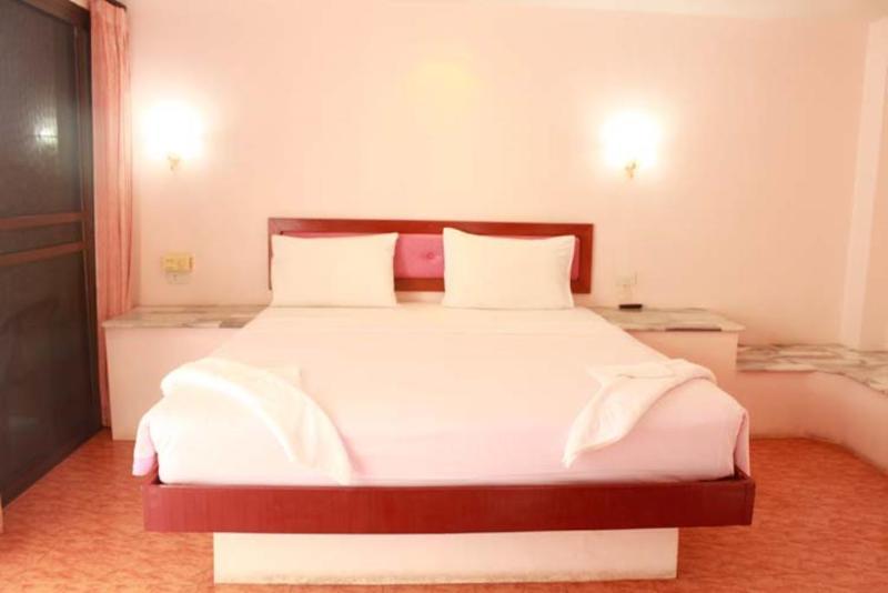 Sp House Phuket Hotel 2*