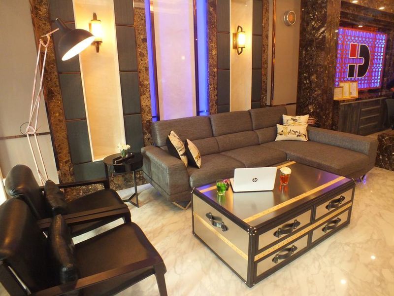 Hotel Dsure Phuket