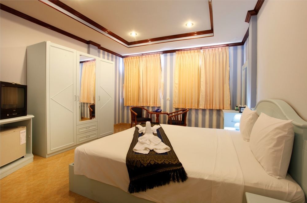 Amici Miei 3* Phuket