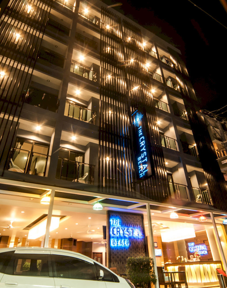 Hotel The Crystal 3*