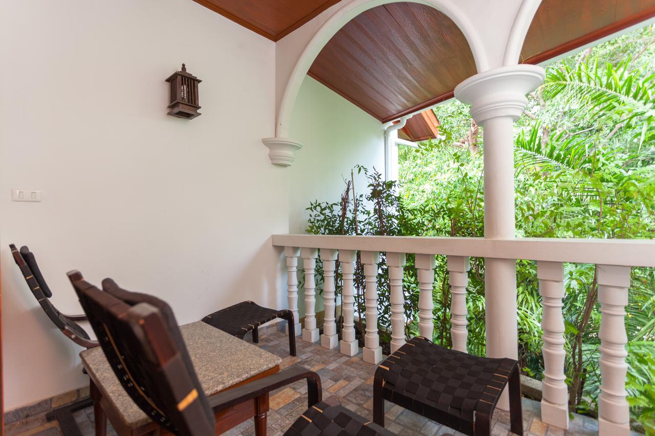 Tropica Hotel