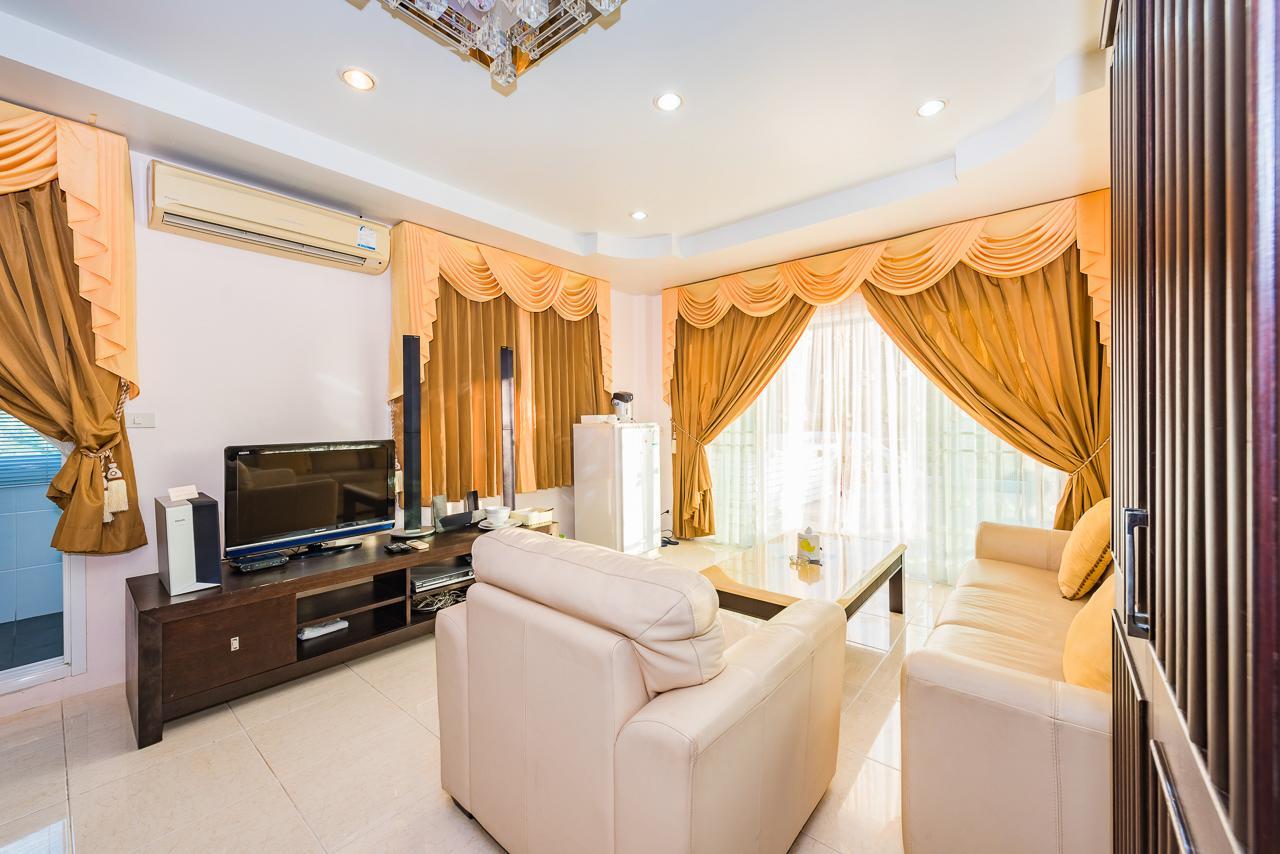 Pure & Pam Village Resort