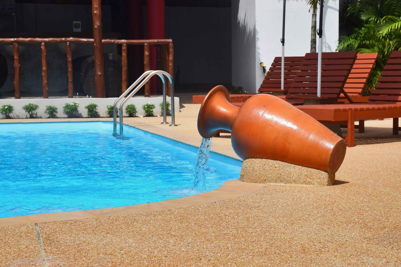 Vivi Hotel 4*