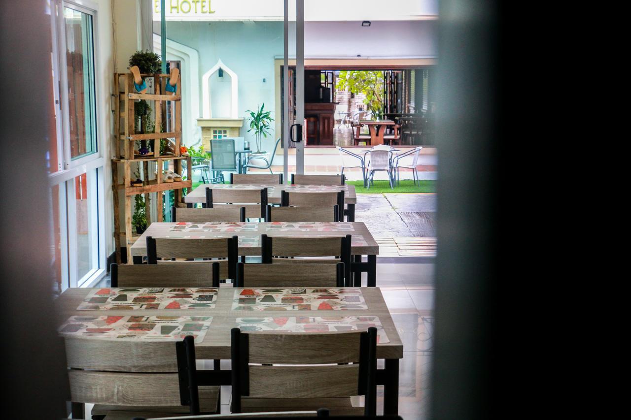 Hotel Nirvana 3*
