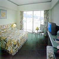 Heritage 4*