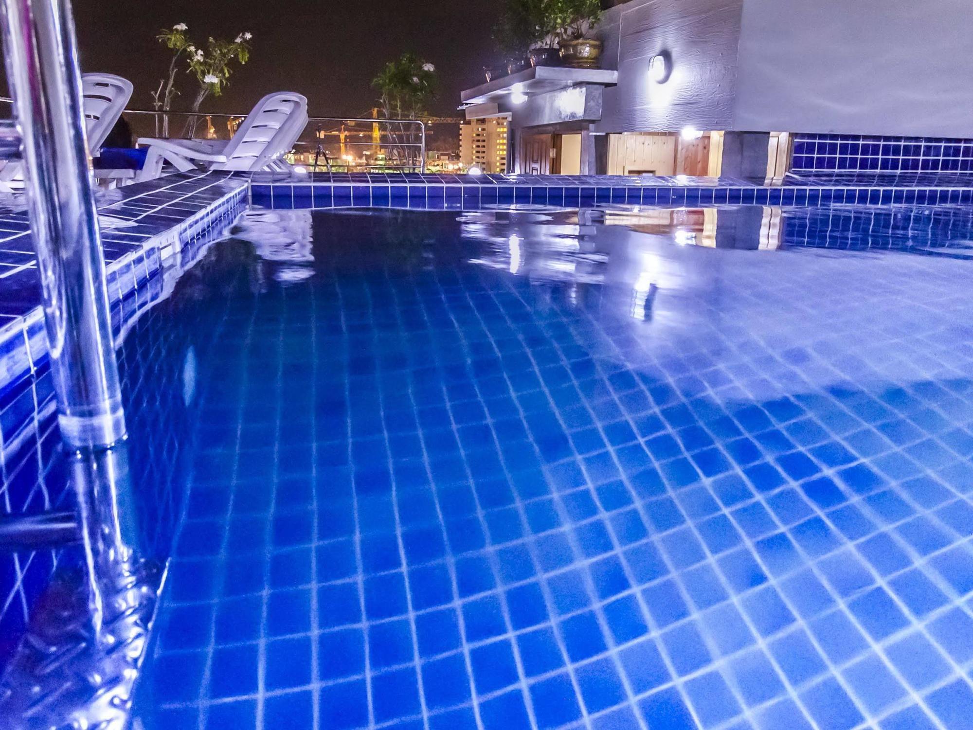 Oyo 861 Dynasty Patong