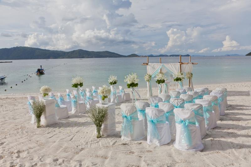 Coral Island 4*