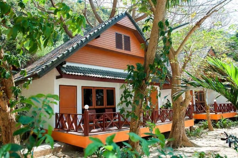 Coral Island Resort 4*