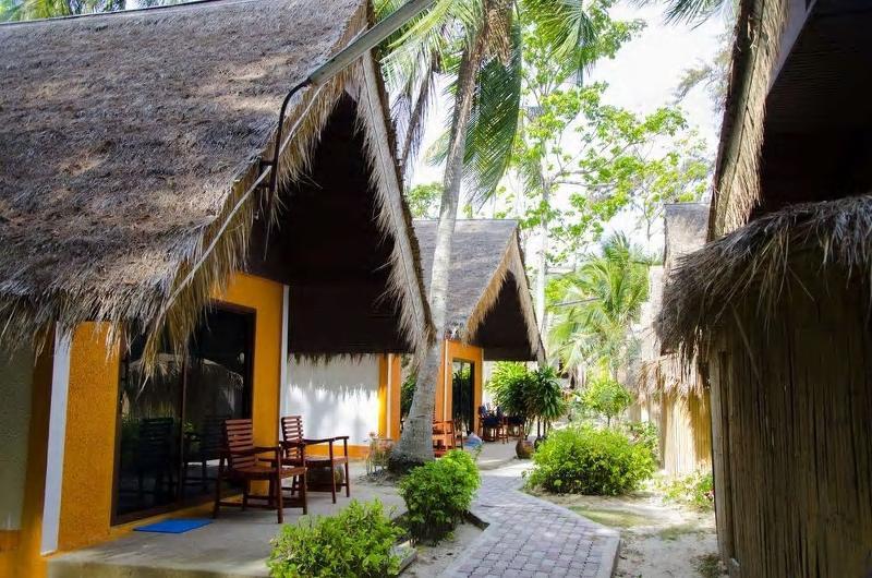 Coral Island 4*