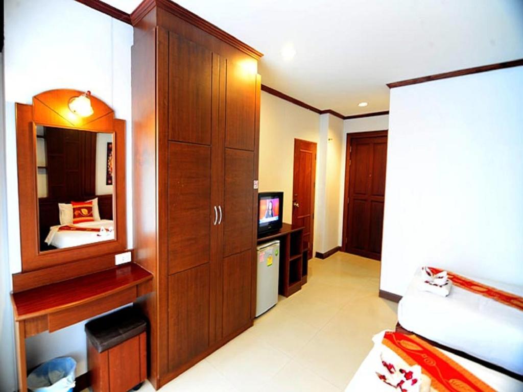 Hotel Arita Patong