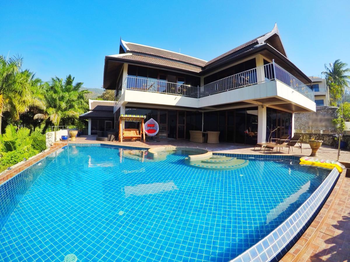 Villa Happy Holidays Luxury Pool *