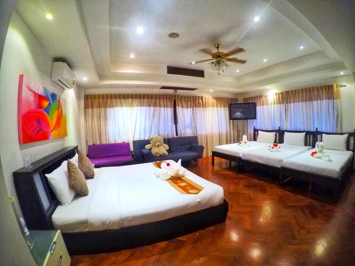Villa Happy Holidays Luxury Pool