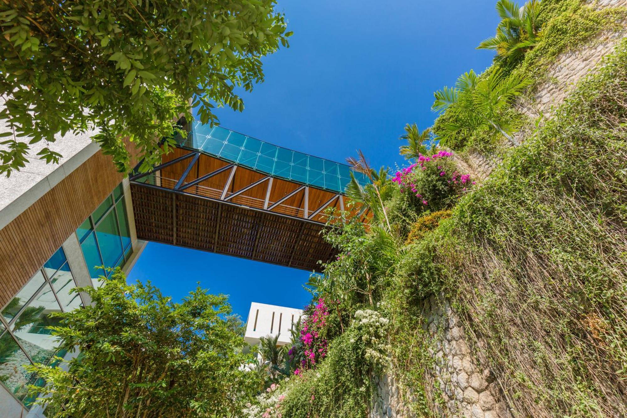 Wyndham Grand Phuket Kalim Bay 5*