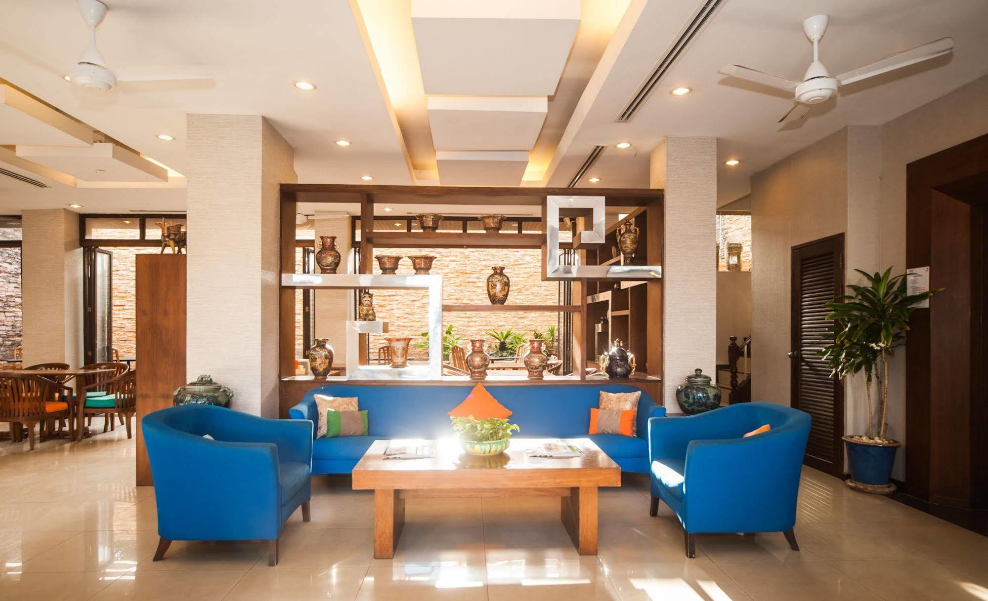 Hotel Crystal 2*